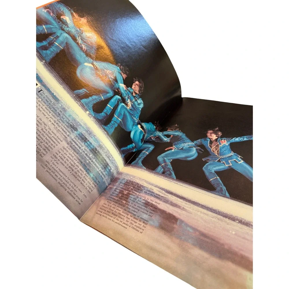 Vintage 1982 Walt Disneys Great Ice Odyssey Souvenir Program Book‎ Collectible